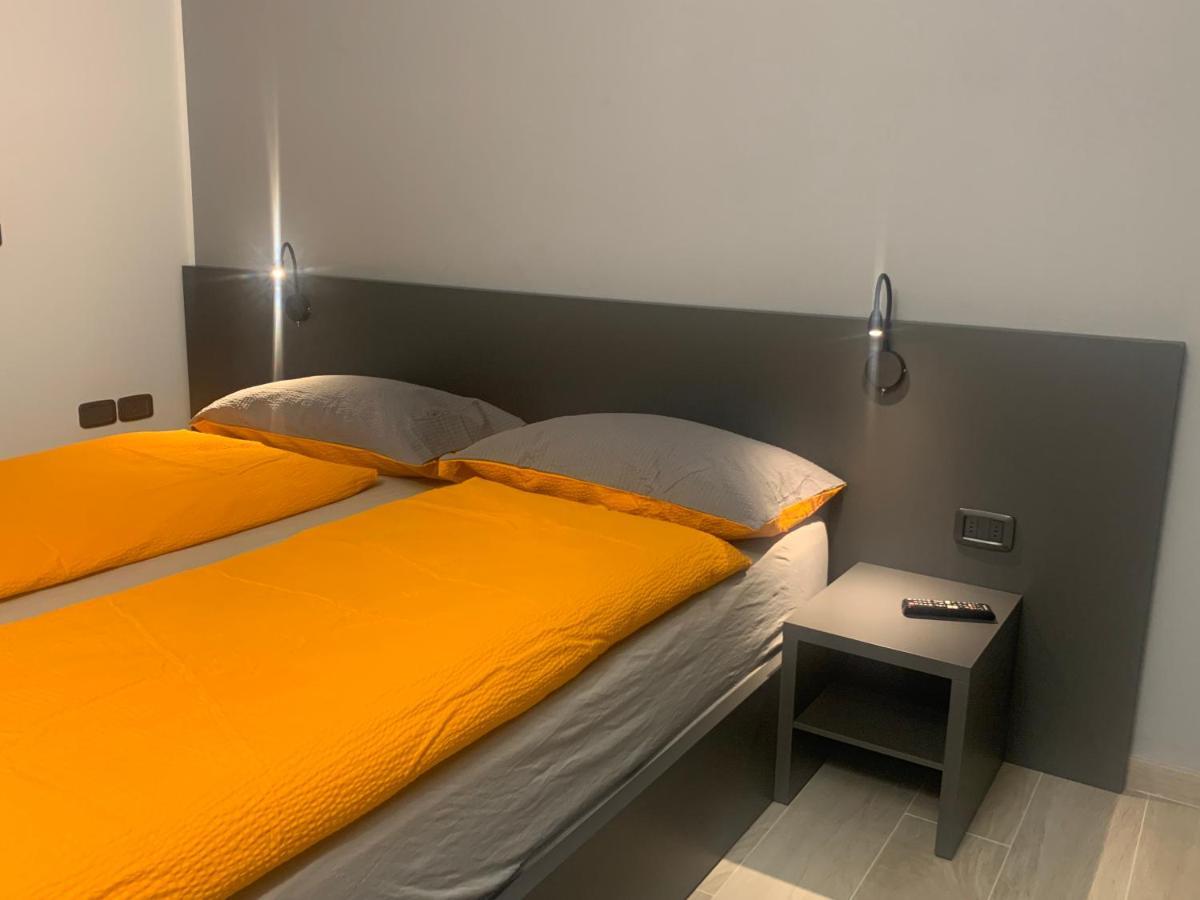 Rivacentro 2 Apartment ภายนอก รูปภาพ
